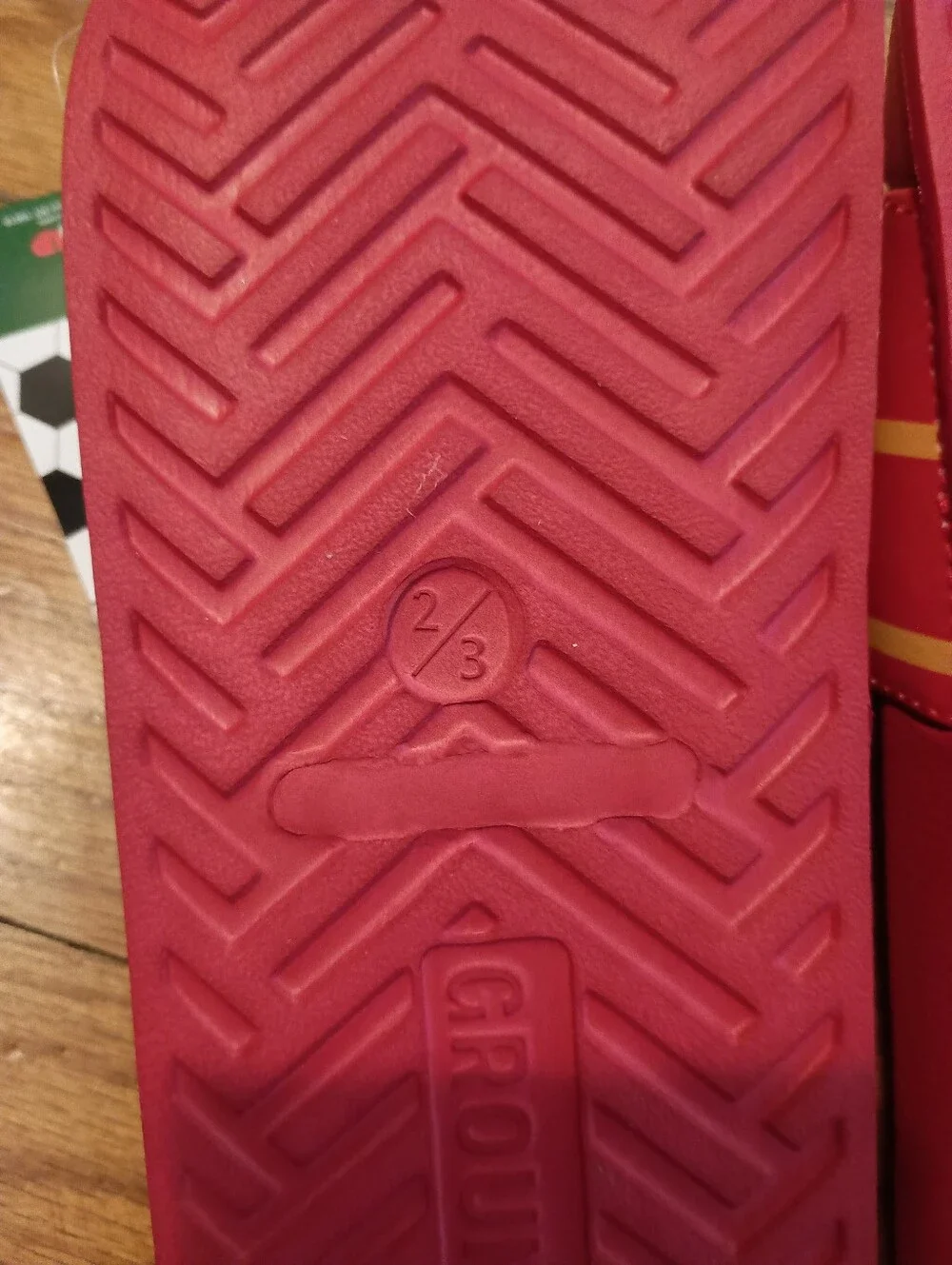 NEW Spain Red Kids Slide Sandals 2/3